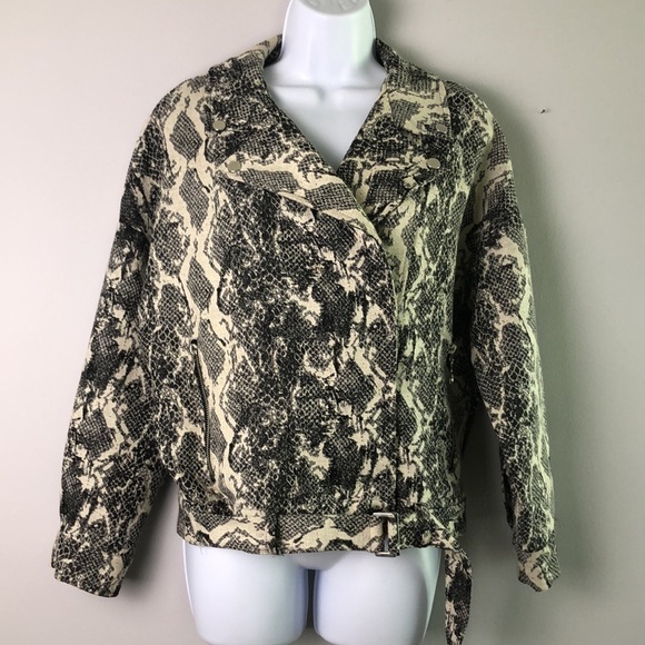 ZARA Cropped Moto Snake Print Tapestry Belted Pockets Size S EUC Jacket - Picture 2 of 16